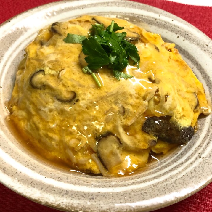 きのこたっぷり❤️カニ缶で天津丼